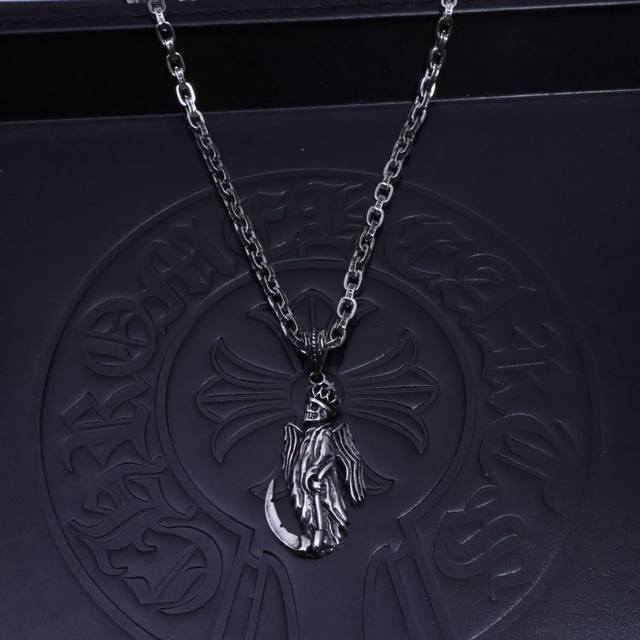 Chrome Hearts Necklace, A Classic Must-Have With A Unique Design Featuring Diffe