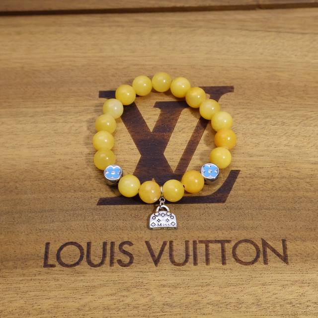 Lv Bead Bracelet: Perfect Counterfeit Of The Original Design! Inspired By Louis