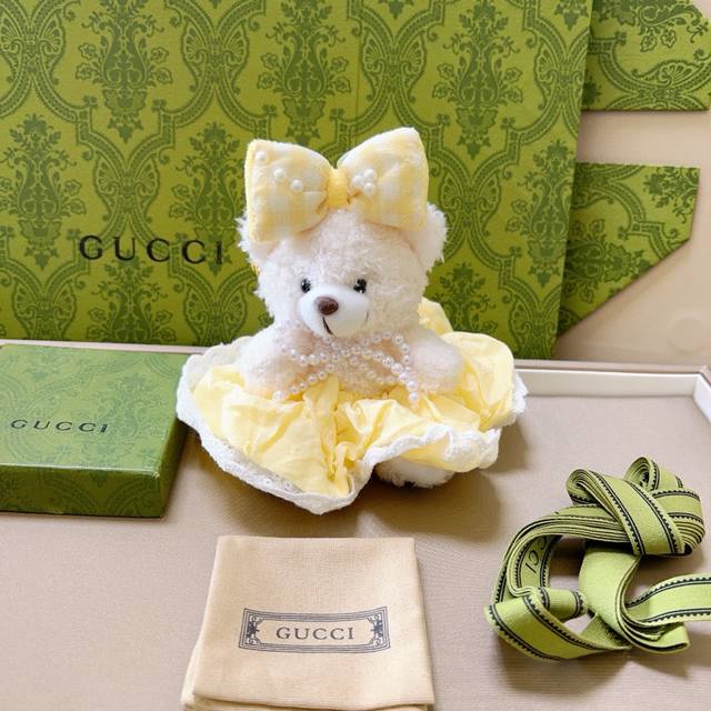 New Release: Gucci Keychain, Gucci Bag Buckle, Latest Handbag Accessory With Hig