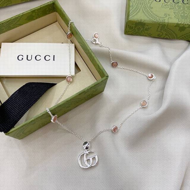 Gucci New Double G Pink Mother-Of-Pearl Necklace Size: 42Cm