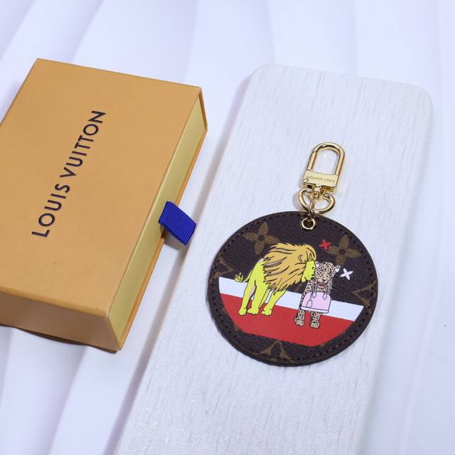 Lv Christmas Series, Round Plate Keychain Illustre Xmas Seoul Bag Accessories An