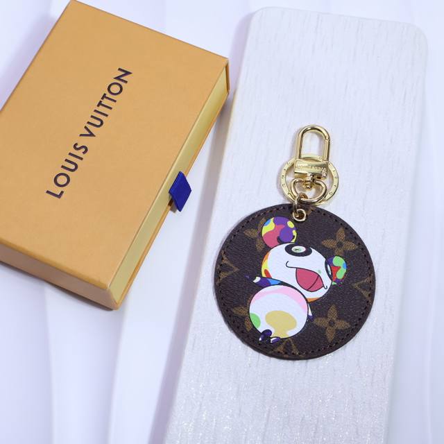 Lv Christmas Series, Round Plate Keychain Illustre Xmas Seoul Bag Accessories An
