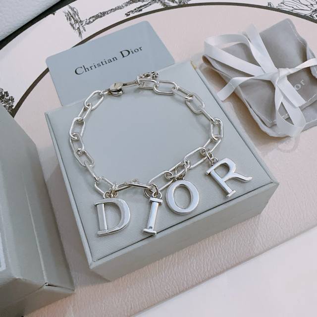 Dior New High-Quality Dior Bracelet, Authentic Store-Quality New Design, Retro-I