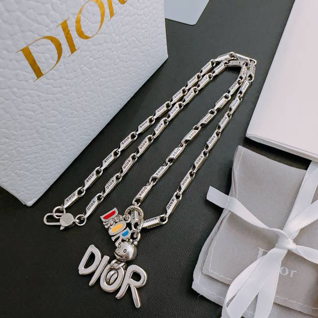 Dior New Arrival Dior Necklace Authentic Store-Quality New Design Retro Fashion