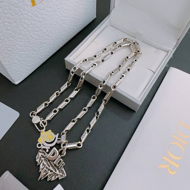 Dior New Arrival Dior Necklace Authentic Store-Level New Design Retro Fashion Es