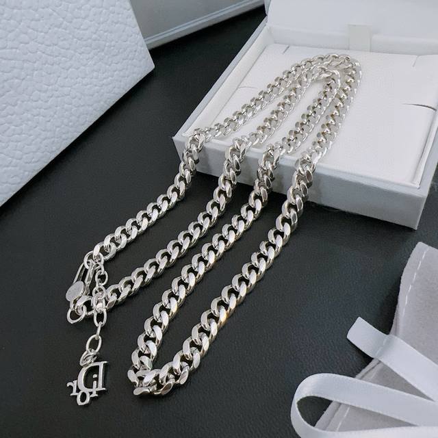 Dior New Arrival Dior Necklace Authentic Store-Quality New Design Retro Fashion