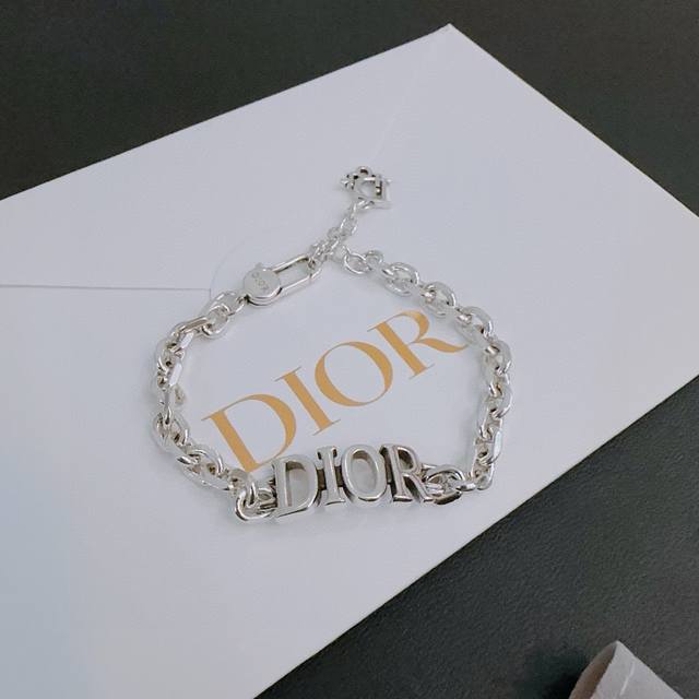 Dior New High-Quality Dior Bracelet, Authentic Store-Quality New Design, Retro-I