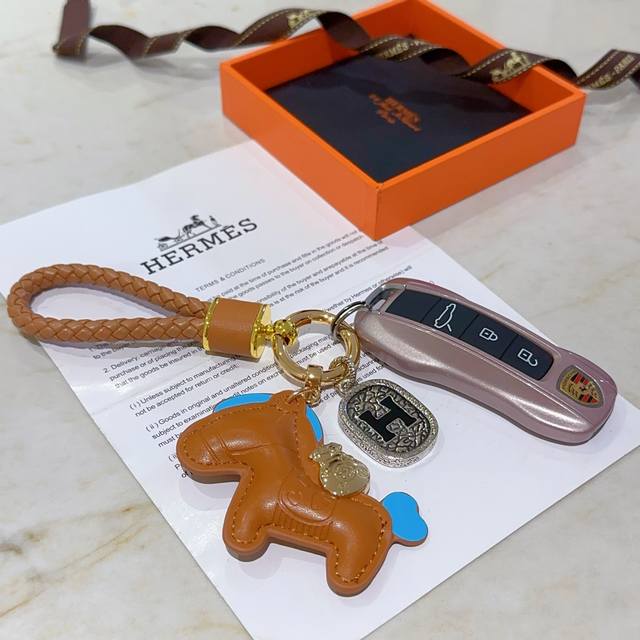 New Herm S Keychain Thickened Edition, Platinum Version. High-End Craftsmanship,