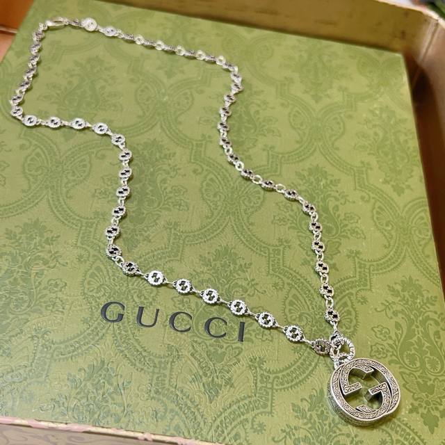 New Release, Guaranteed To Be A Hit. A Must-Have For Influencers On Douyin. Gucc