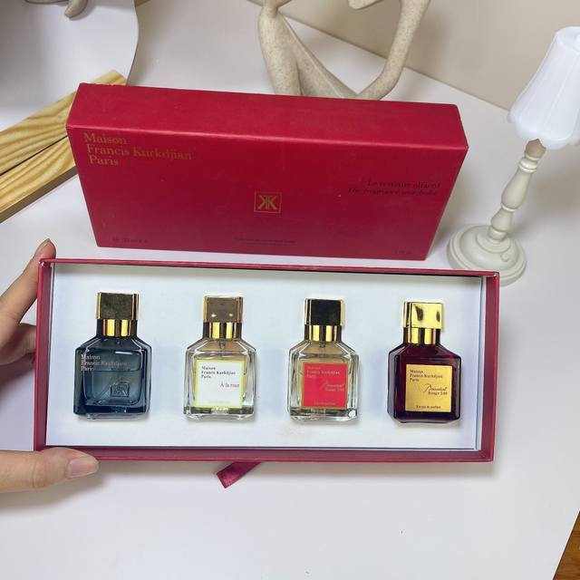 Counter Quality Ji'an Perfume Sample 30Ml Four-Piece Set 4*30Ml With Spray Head