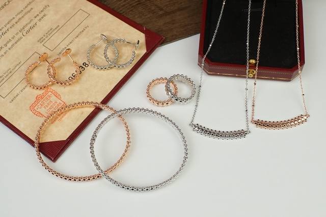 Necklace Bracelet Ring Earrings Flying Saucer Ear Plugs P40 Cartier's Clash De C