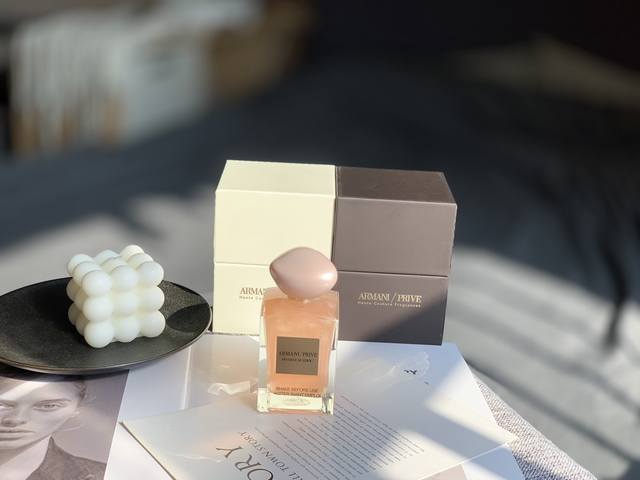 Counter Quality Armani Armani Private Collection 1Bois D'encens Wood Incense 100