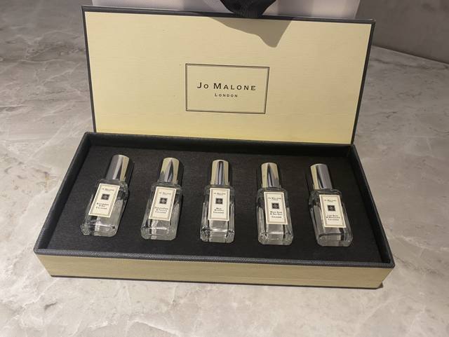 Counter Quality Hard Goods Are Coming Jo Malone Jo Malone Perfume 5-Piece Travel
