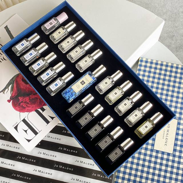 Counter Quality Jo Malone 21-Piece Sample Perfume Set. If You Want To Buy It, Pl