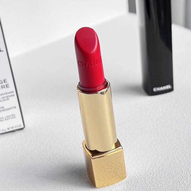 Counter Quality N5.176 Color Number New Strawberry Jam Chanel Limited New Produc