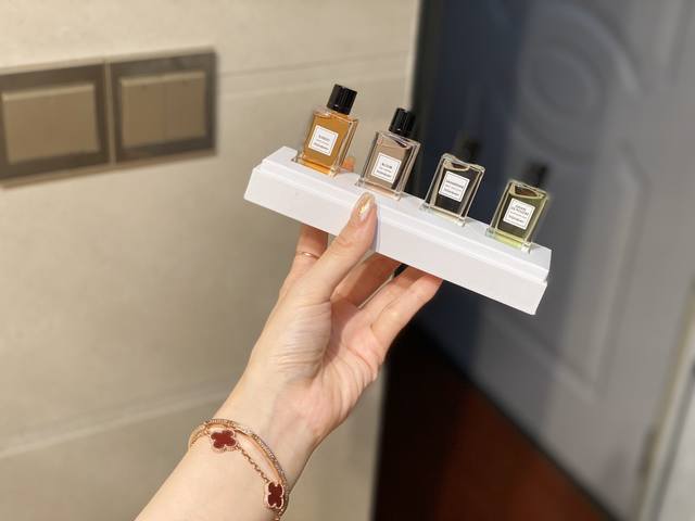 Counter Quality Channel Goods Perfume Set Ysl Clothing Classic Four-Piece Set