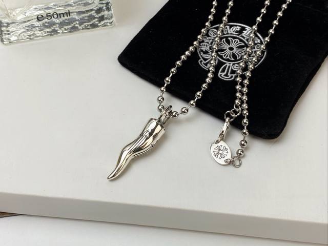 Special Price Chrome Heart Wolf Tooth Necklace Chain Length 70Cm