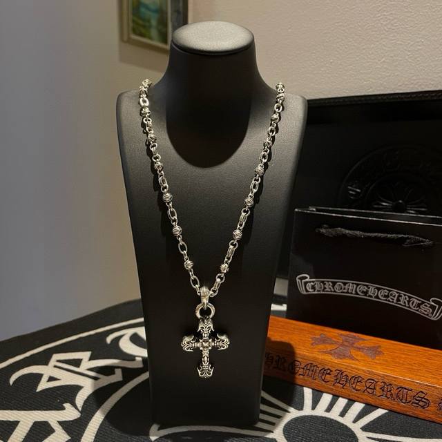 New Counter Quality Chrome Hearts Chrome Hearts Classic Retro Cross Flower Ball