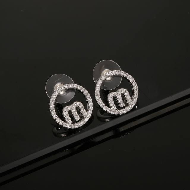 Miu Miu's New Swarovski Crystal Full Diamond Earrings Original Material Sterling