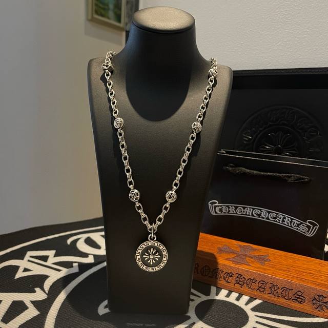 New Counter Quality Chrome Hearts Chrome Hearts Cross Flower Ball Necklace Round