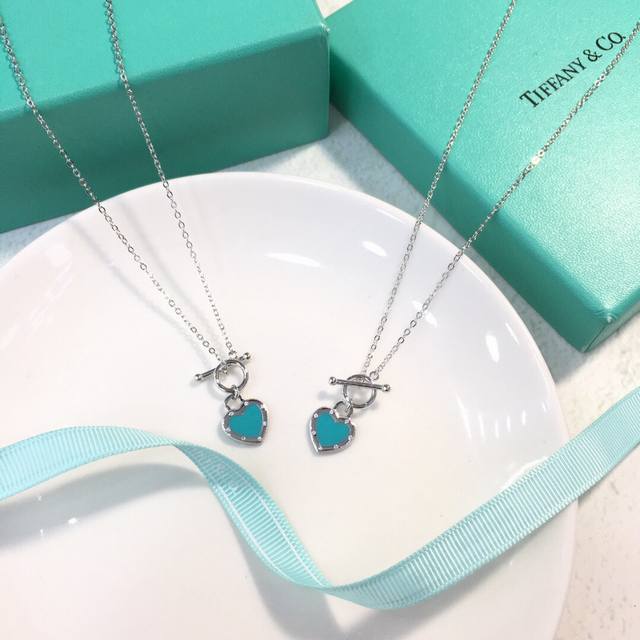Tiffany Enamel Heart-Pin Buckle Necklace The Only Newest Necklace Made Of Silver
