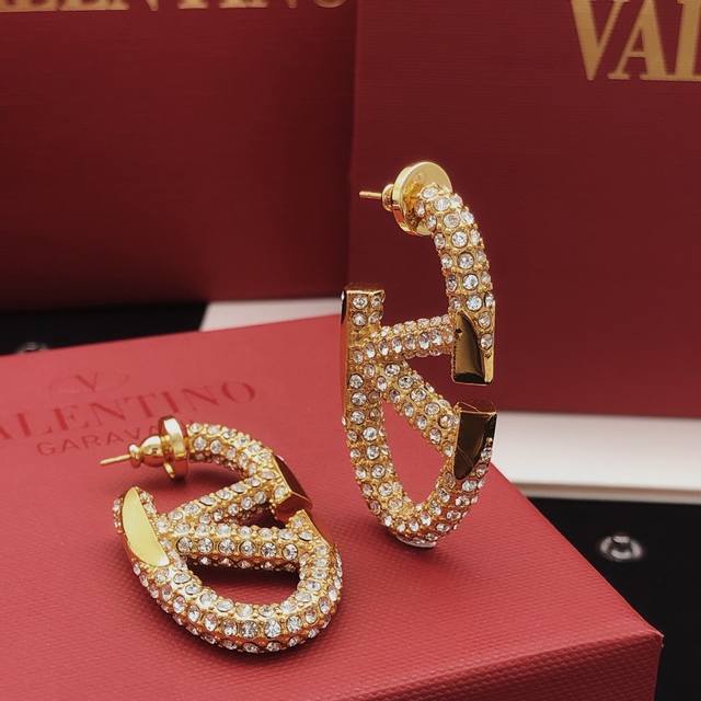 No.Ved0254 Large Valenti*O Latest Diamond Earrings Consistent Zp Brass Material