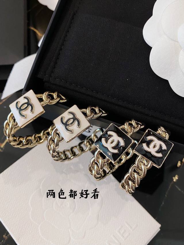 Editor Xed0433 Black No. Xed0368 White Ch Nel Black And White Enamel Square Chai