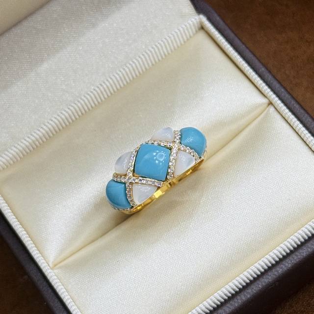 a5009 Independent Designer Model This Summer's Hottest Blue Turquoise White M