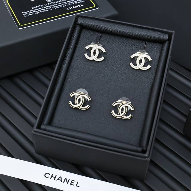 chanel Double C Earrings Classic Black And White Elements Everyday Versatile