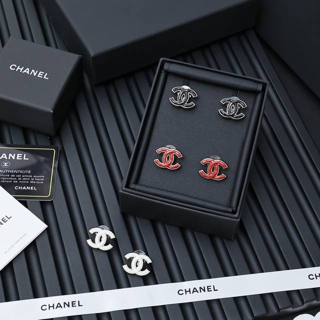 chanel Enamel Double C Earrings I Will Really Fall In Love With This Pair Of