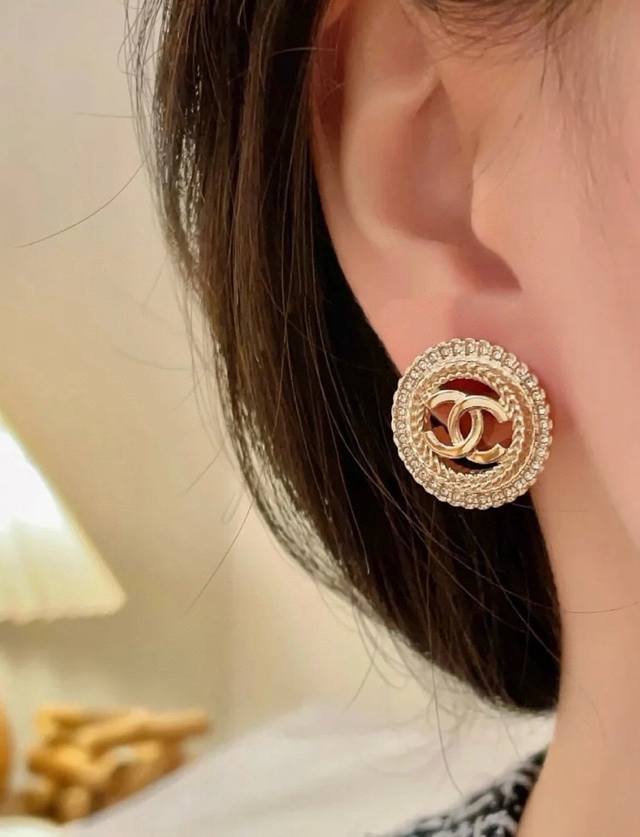 chanel Hollow Round Diamond Double C Earrings This Season's Must-Have Item Th