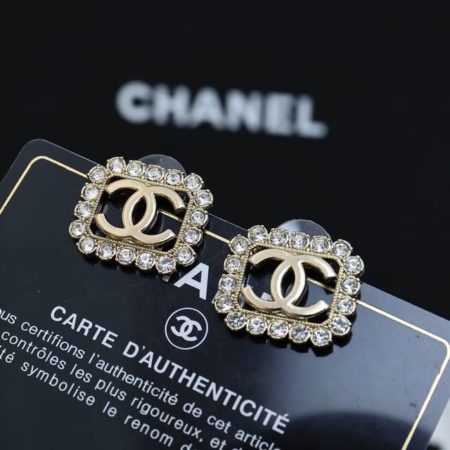 chanel Lace Square Hollow Double C Earrings Hot-Selling Series Love The Desig