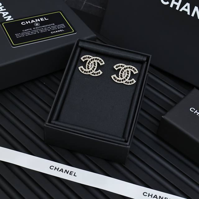 Big Double C Sheepskin Earrings The Exotic Style Of The Marseille Port Is Partic