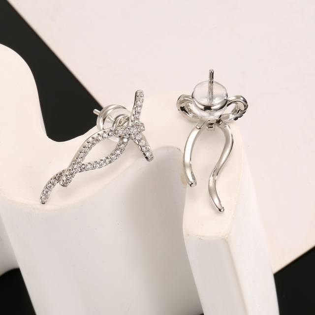 He Fang Hf Bow-Knot Temperament Earrings 1:1 Specifications Are Beautiful 360 De