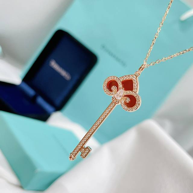 t New Year Limited Edition Keys Series Iris Red Agate Full Diamond Key Neckla
