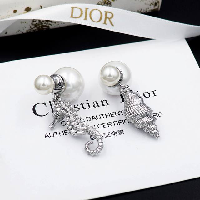 dior Dior Ocean Series Seahorse Conch Pearl Earrings Xe886