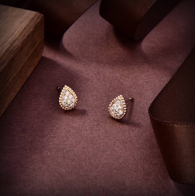 Boucheror's New Earrings Have A Unique Design And Personality, Subverting Your I