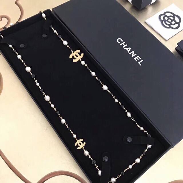 chanel Wheat Ear Black And White Pearl Sweater Necklace, Simple Style, Made O