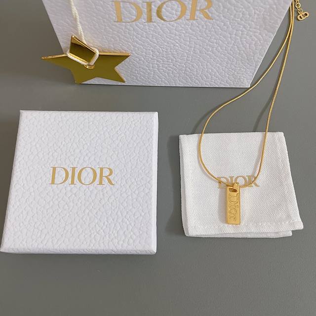 High Quality Details Such As D Small Gold Bar Necklace Dor Vintage Series Looks