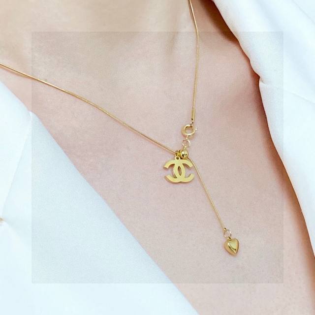 2025 New Chanel Chanel's Latest Double C Retractable Clavicle Necklace 14K St