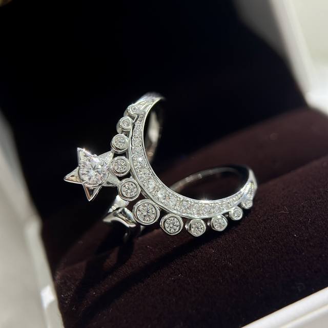 a6024 Chanel's New High-End Jewelry, Beautiful And Luxurious Star And Moon Op