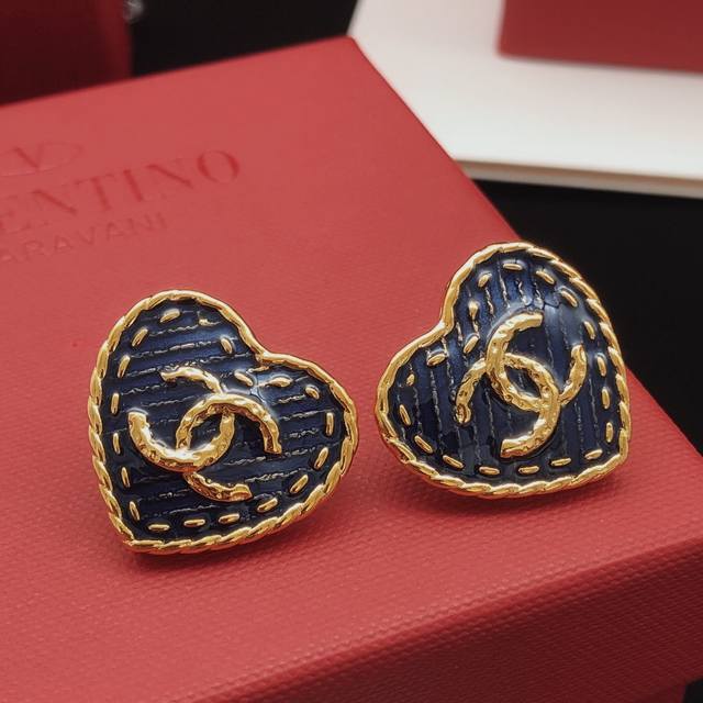No.Xed0035 Ch*Nel Latest Denim Heart Earrings Consistent Zp Brass Material
