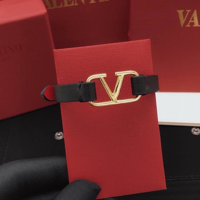 No. Vsl0019 Valenti*O Latest Leather Bracelet Consistent Zp Brass Material