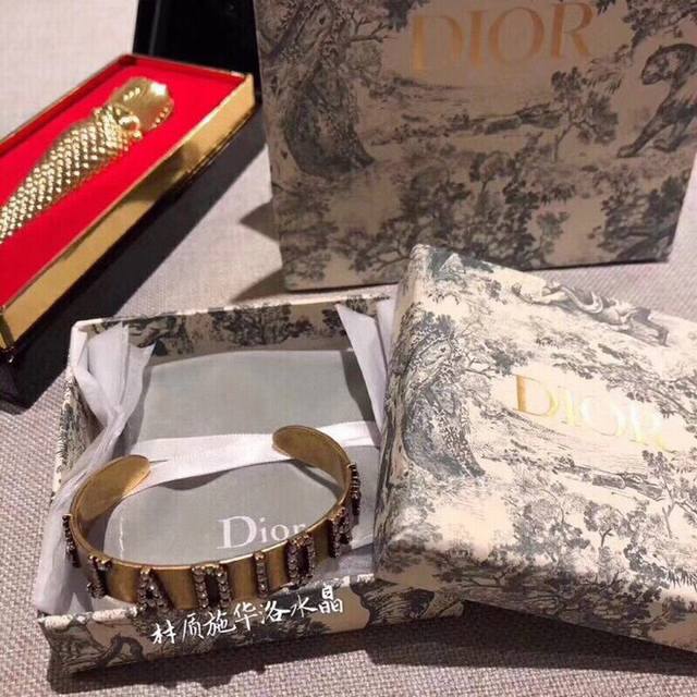 dior Dior New Letter Jadior Retro Gold Star Bracelet Exclusive Real Shot What