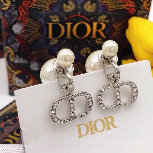 No.Ded0080 Dior Cd Diamond Ear Clip Silver High Version
