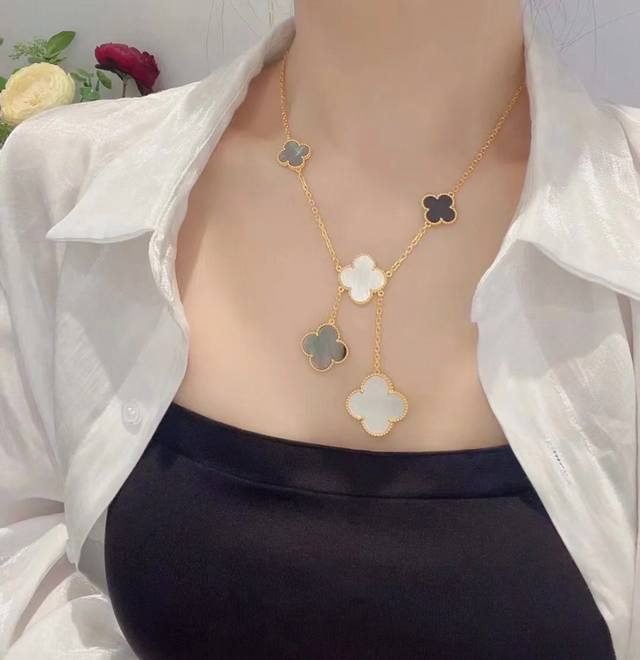 v Gold-Plated Vca High-Grade White Shell Black Agate Natural Gray Shell Six-F