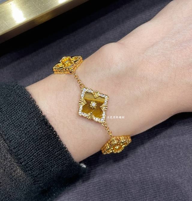 v Gold Buccellati Five Flowers Opera House Series Tiger Eye Laser Yellow Brac