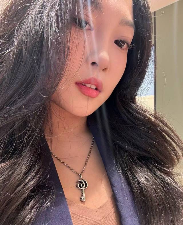 The Latest Gucci Necklace, The Chain Is Higher Grade, The Same As The Celebrity