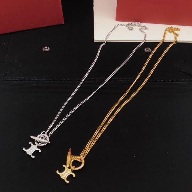 No.Slxl0007 Celine's Latest Arc De Triomphe Necklace Is Made Of Brass Material