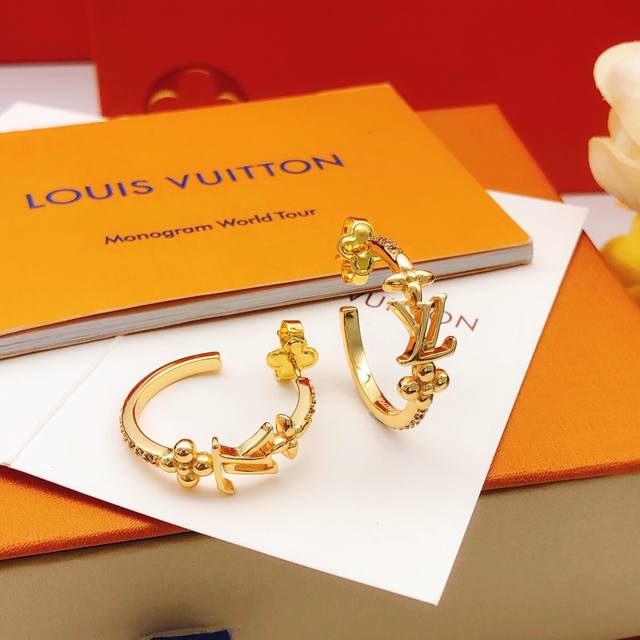 No.Led0197 Lv*Latest Gold Earrings Ear Hooks Consistent Zp Brass Material